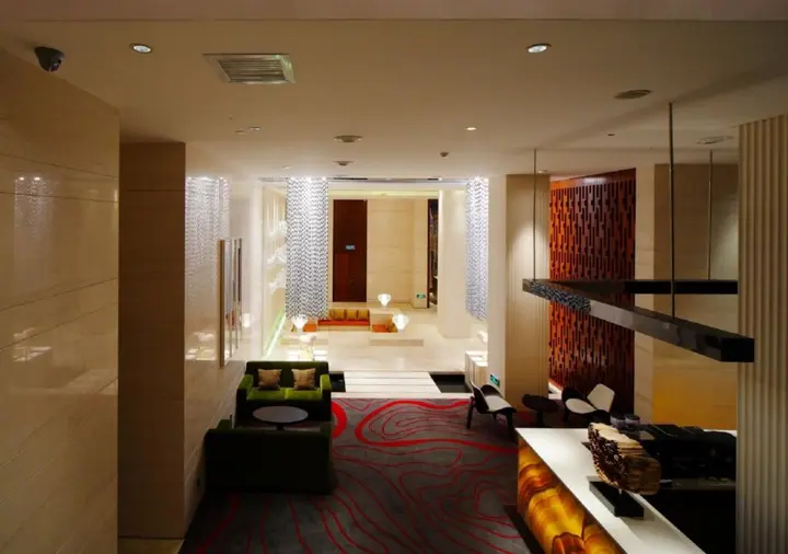 Хуаншань: DW Hotel