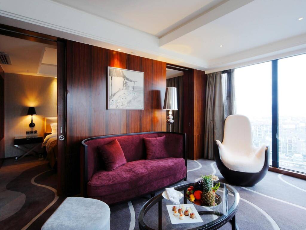 Хуаншань: DW Hotel