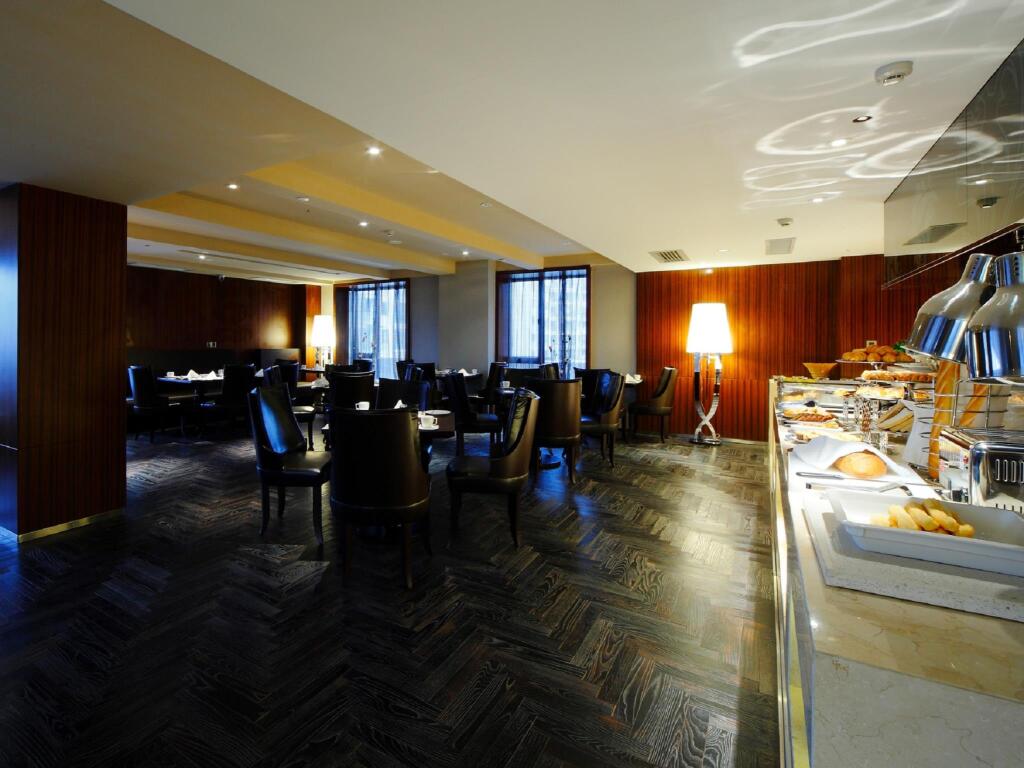 Хуаншань: DW Hotel