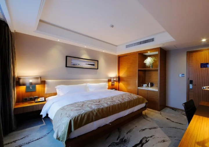 Хуаншань: DW Hotel