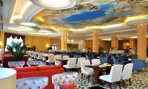 Шаогуань: Phoenix Hotel Shaoguan