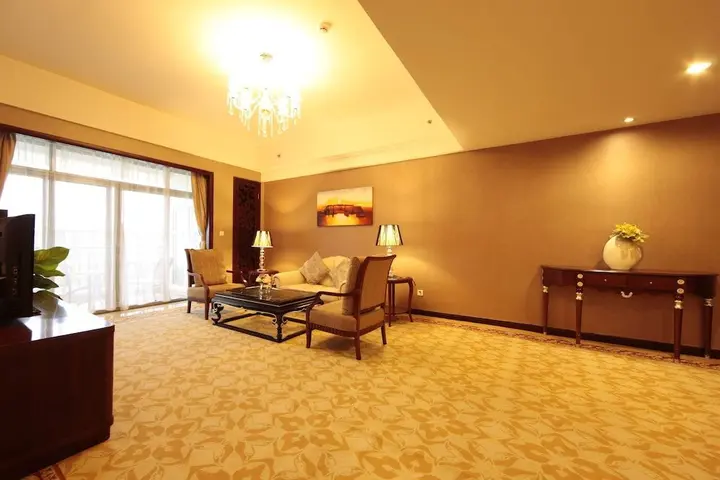 Шаогуань: Phoenix Hotel Shaoguan