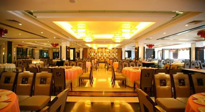 Шаогуань: Phoenix Hotel Shaoguan