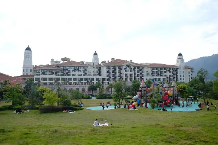 Шаогуань: Phoenix Hotel Shaoguan