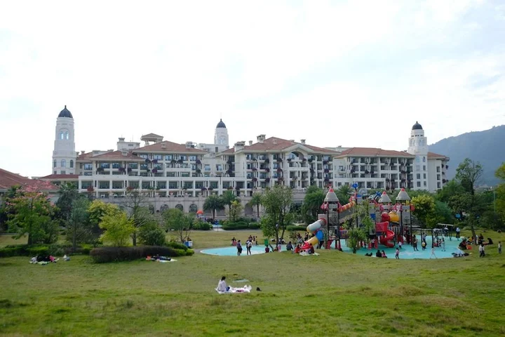 Шаогуань: Phoenix Hotel Shaoguan