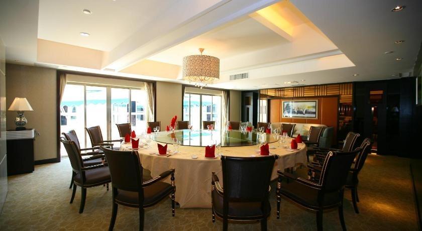 Шаогуань: Phoenix Hotel Shaoguan