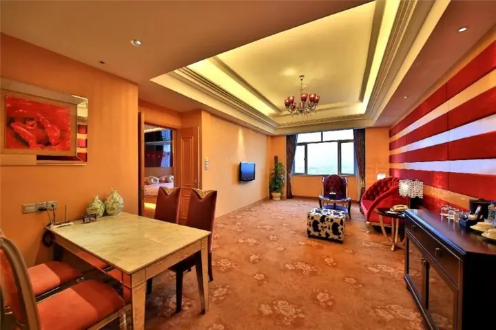 Джиангме: Xinhui Country Garden Phoenix Hotel