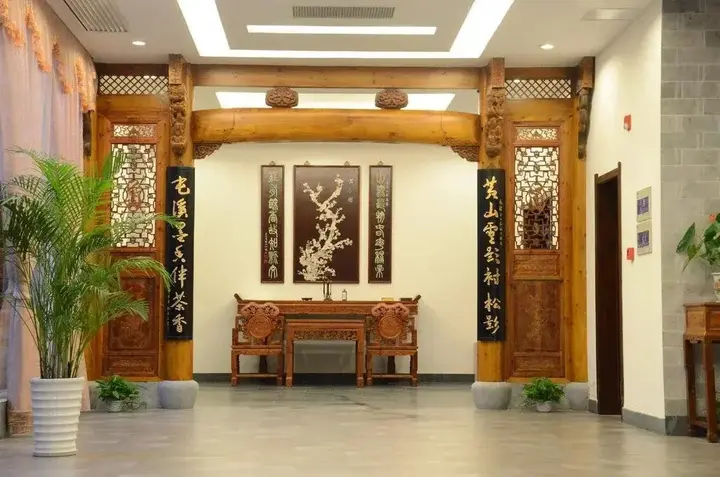 Хуаншань: Zhuo Quan Shanzhuang