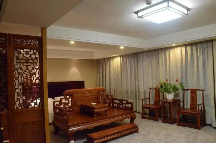 Хуаншань: Zhuo Quan Shanzhuang