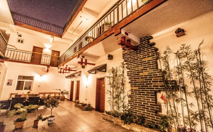 Цзинин: Qufu International Youth Hostel