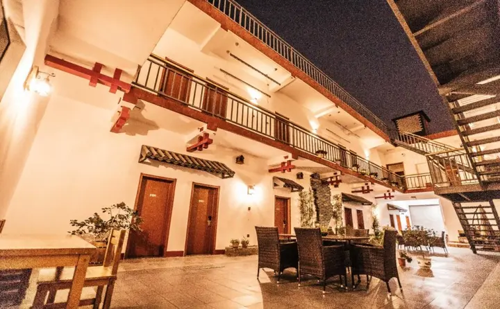 Цзинин: Qufu International Youth Hostel