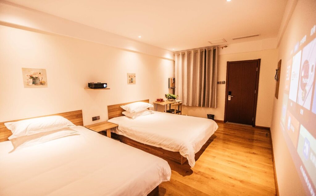 Цзинин: Qufu International Youth Hostel