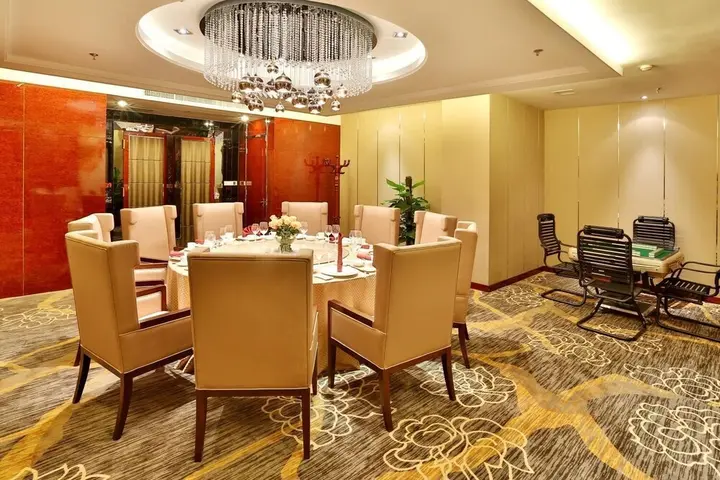Чунцин: Minshan Yuanlin Grand Hotel