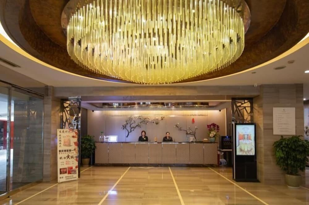 Чунцин: Minshan Yuanlin Grand Hotel