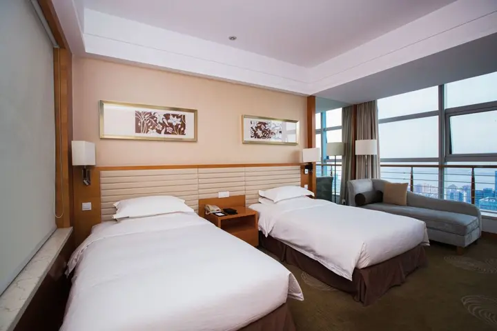 Циндао: Grand New Century Hotel