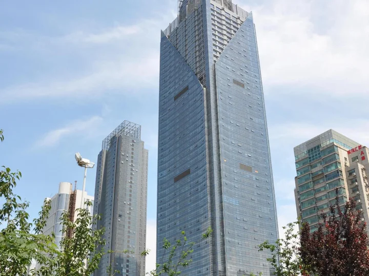 Циндао: Grand New Century Hotel