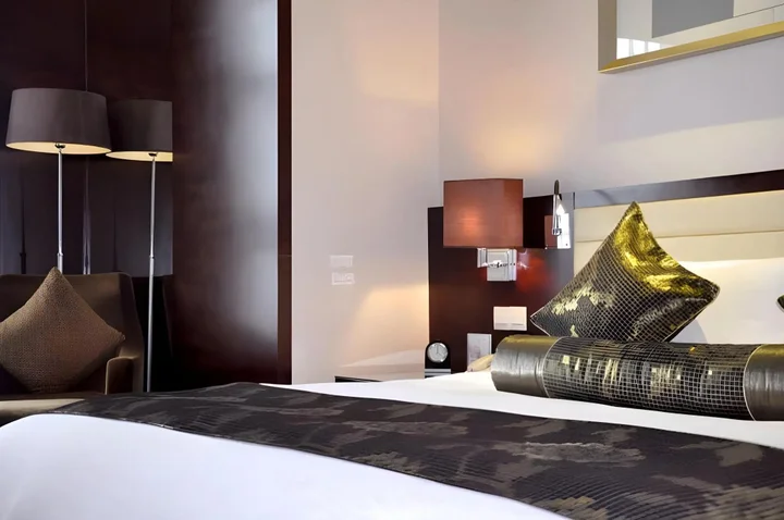Циндао: Grand New Century Hotel