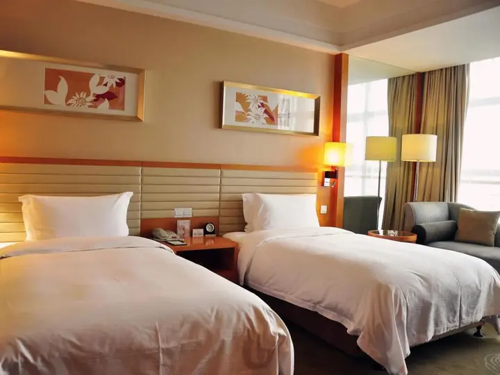 Циндао: Grand New Century Hotel