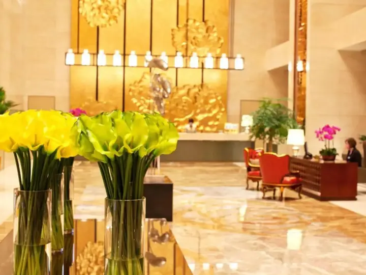 Циндао: Grand New Century Hotel