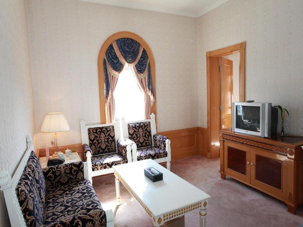 Royal Garden Hotel — фото 2