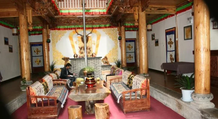 Шангри-Ла: Shangrila Tibetan Family Inn
