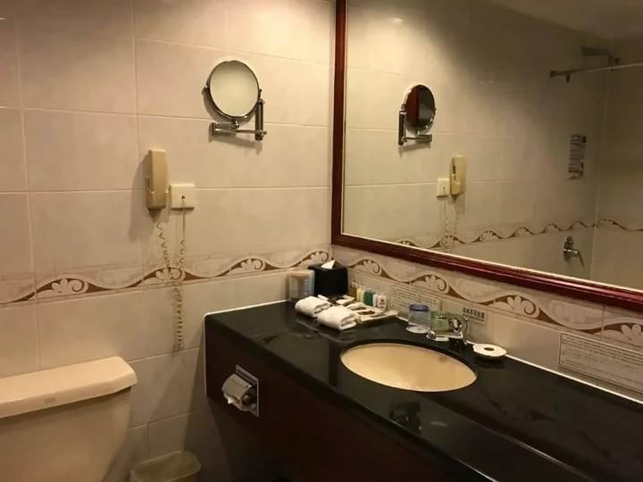 Пекин: King Wing Hotel