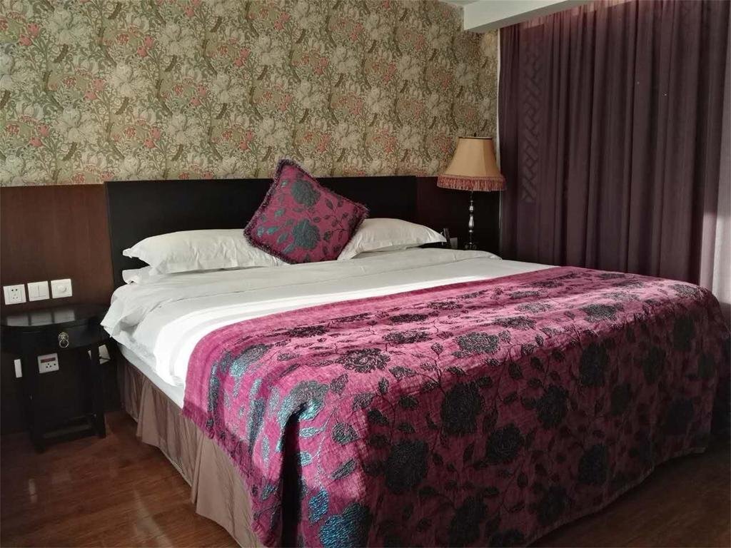 Тайюань: Danfeng Boutique