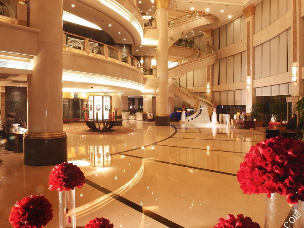Иу: Kingdom Narada Grand Hotel