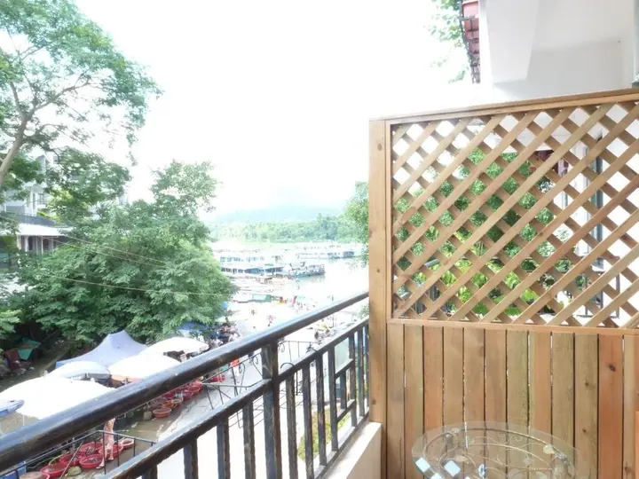 Яншо: Xitang River View