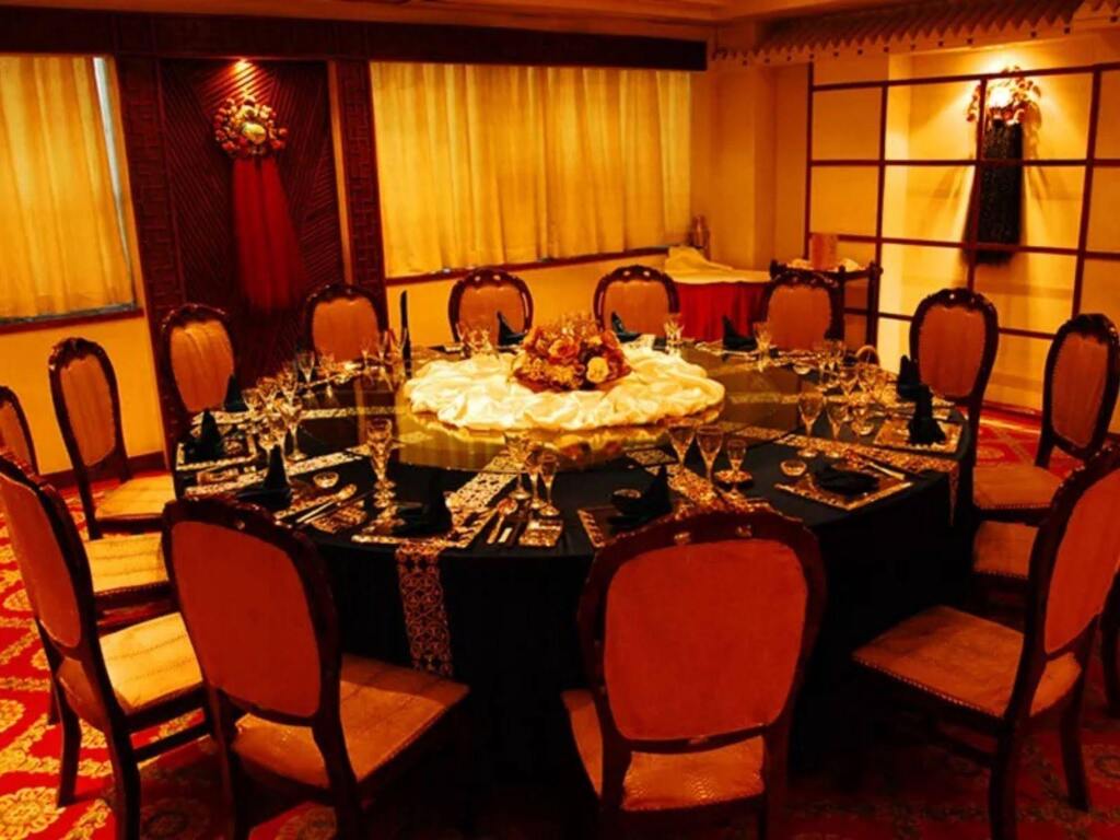 Чанчунь: HNA Redbuds Hotel Changchun