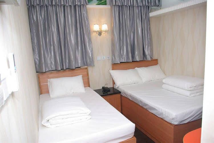 Коулун: Star Metro Hotel