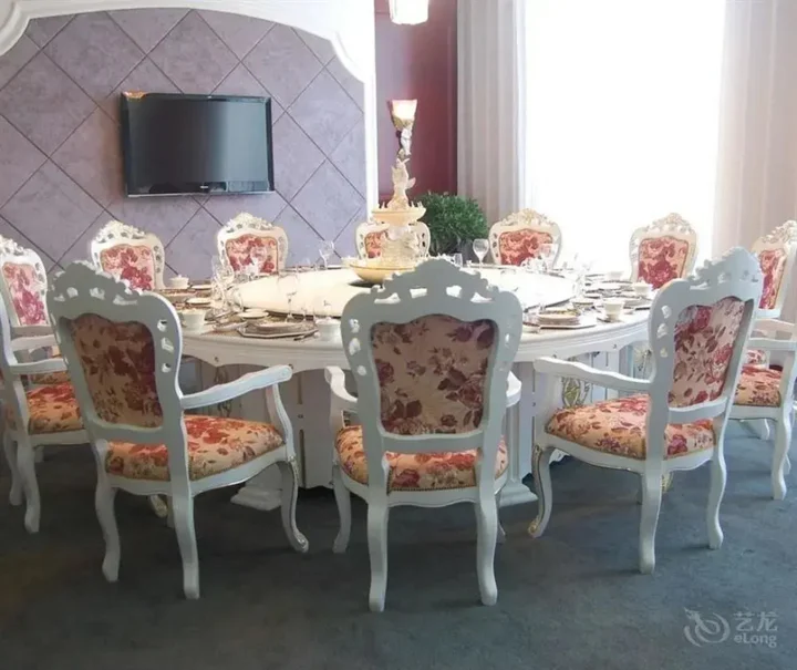 Хух-Хото: Inner Mongolia Huachen Hotel