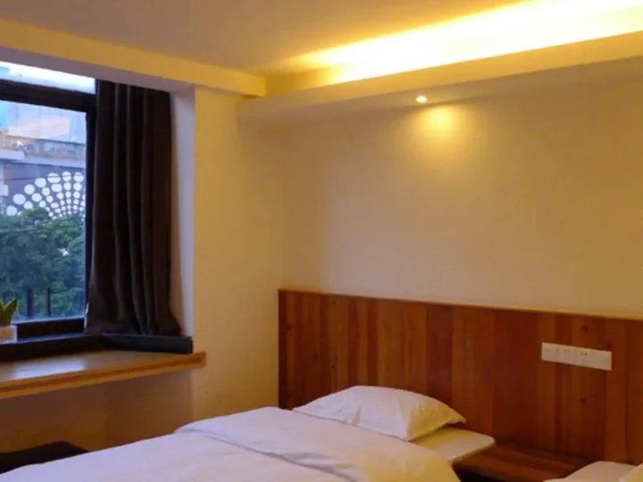 Наньнин: Nanning Travelling With Hostel