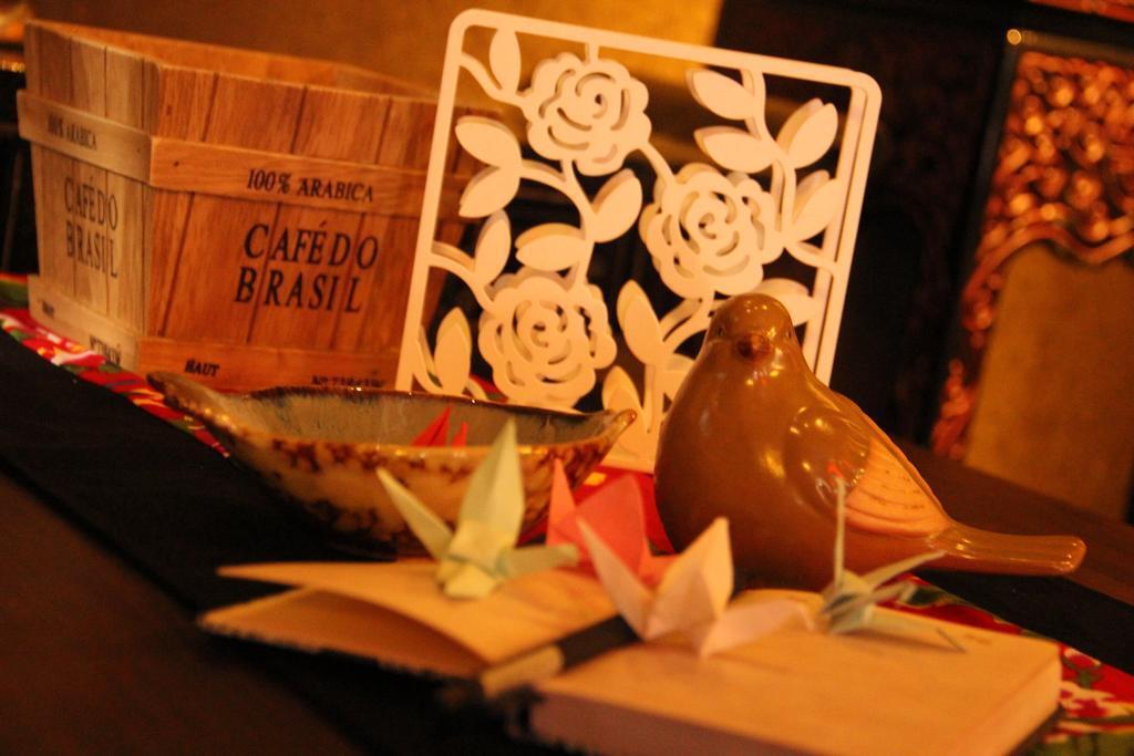 Цзиньчжун: De Chao Ge