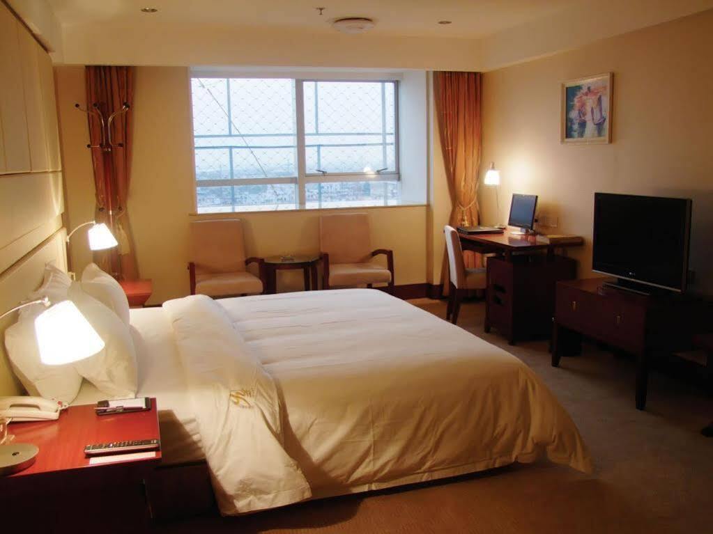 Silver Seas Hotel Foshan — фото 1