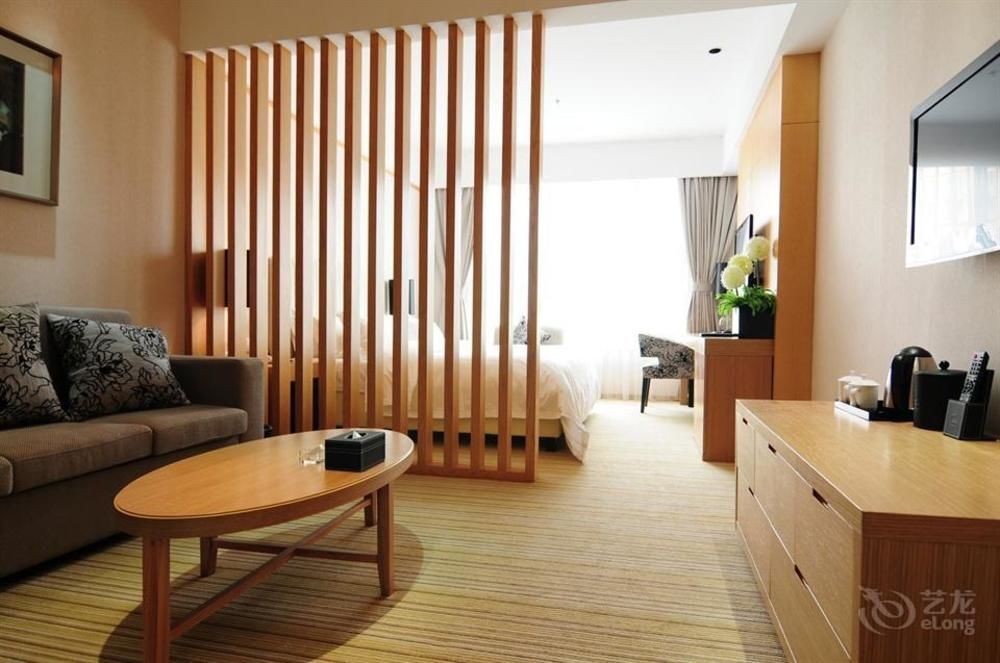Ухань: Wuhan Yuntai 6 Plus 1 Hotel