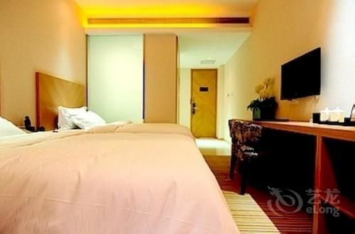 Ухань: Wuhan Yuntai 6 Plus 1 Hotel