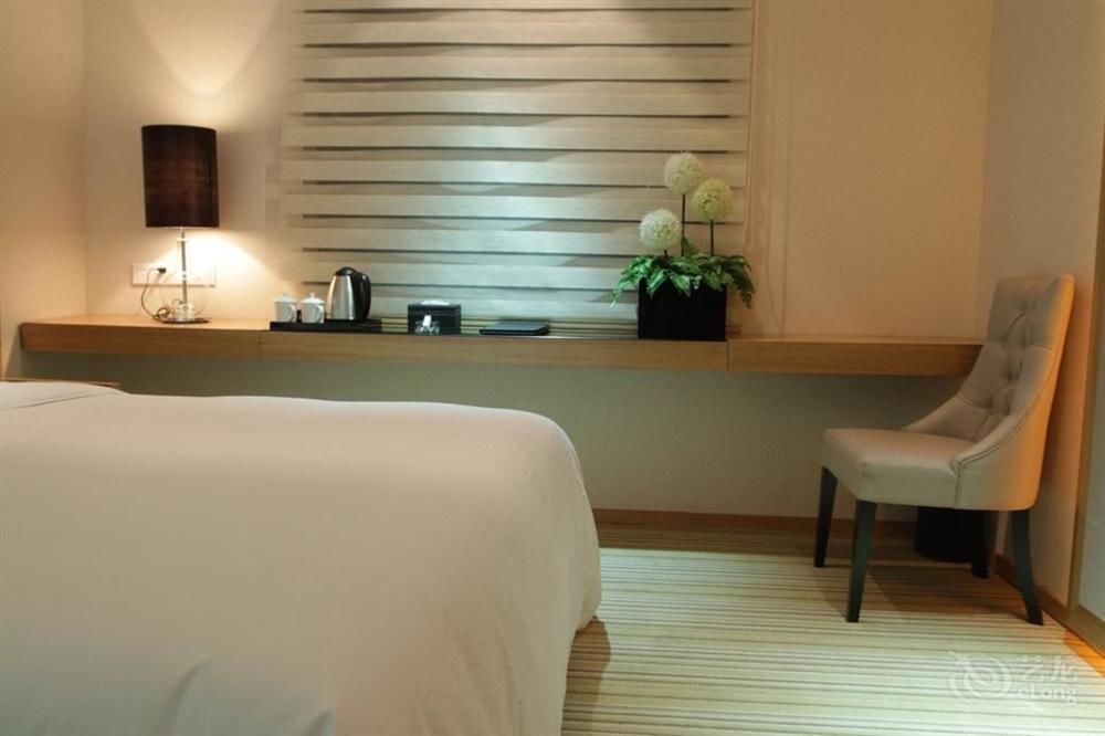 Ухань: Wuhan Yuntai 6 Plus 1 Hotel