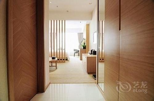 Ухань: Wuhan Yuntai 6 Plus 1 Hotel