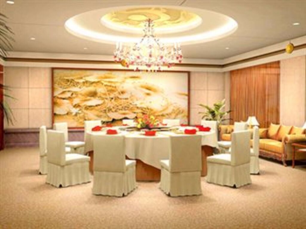 Цзинин: Отель Sheng Du International Hotel