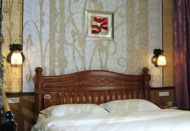 Яншо: Yangshuo River Valley Resort Hotel