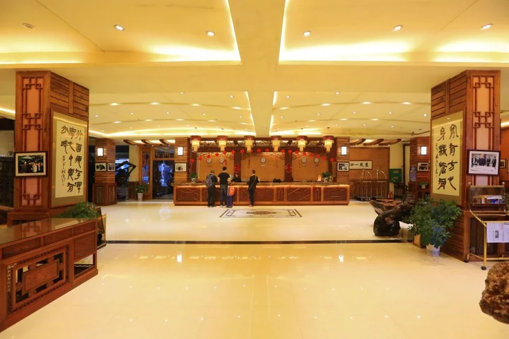 Яншо: Yangshuo River Valley Resort Hotel