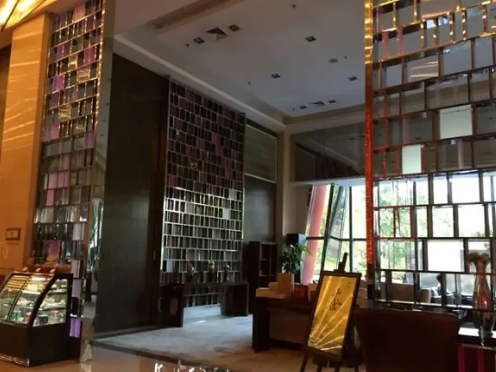 Нанкин: Nanjing Lakehome Hotels and Resorts