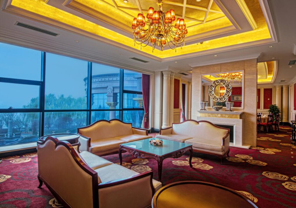 Таншань: Grand Metropark Guofeng Hotel Tangshan