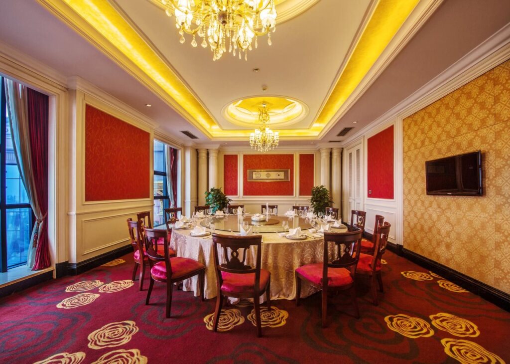 Таншань: Grand Metropark Guofeng Hotel Tangshan