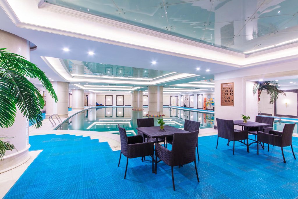 Таншань: Grand Metropark Guofeng Hotel Tangshan