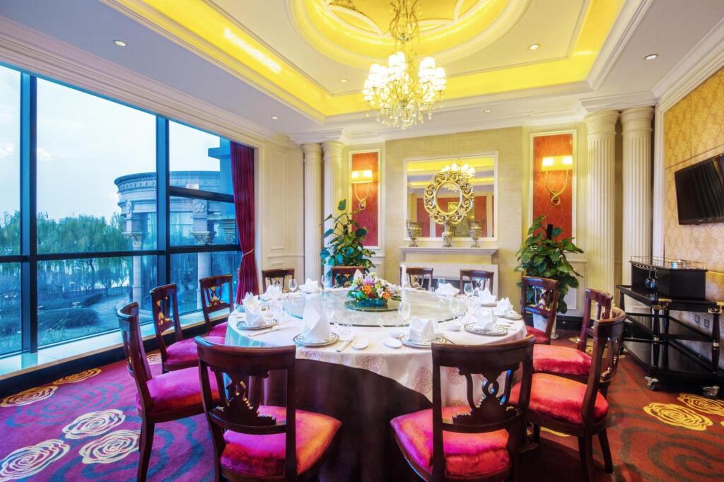 Таншань: Grand Metropark Guofeng Hotel Tangshan