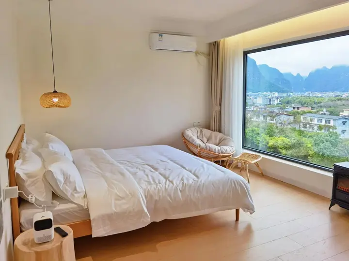 Яншо: Riverside Retreat Hotel
