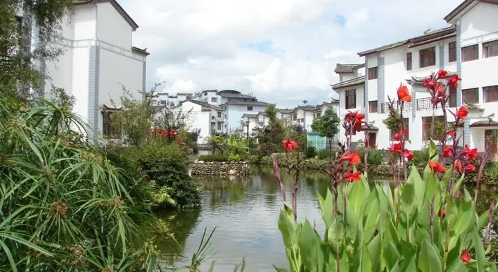 Баошань: Yunshangsiji Fairyland Hotel of Tengchong Jadeite