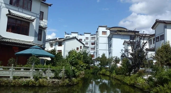 Баошань: Yunshangsiji Fairyland Hotel of Tengchong Jadeite